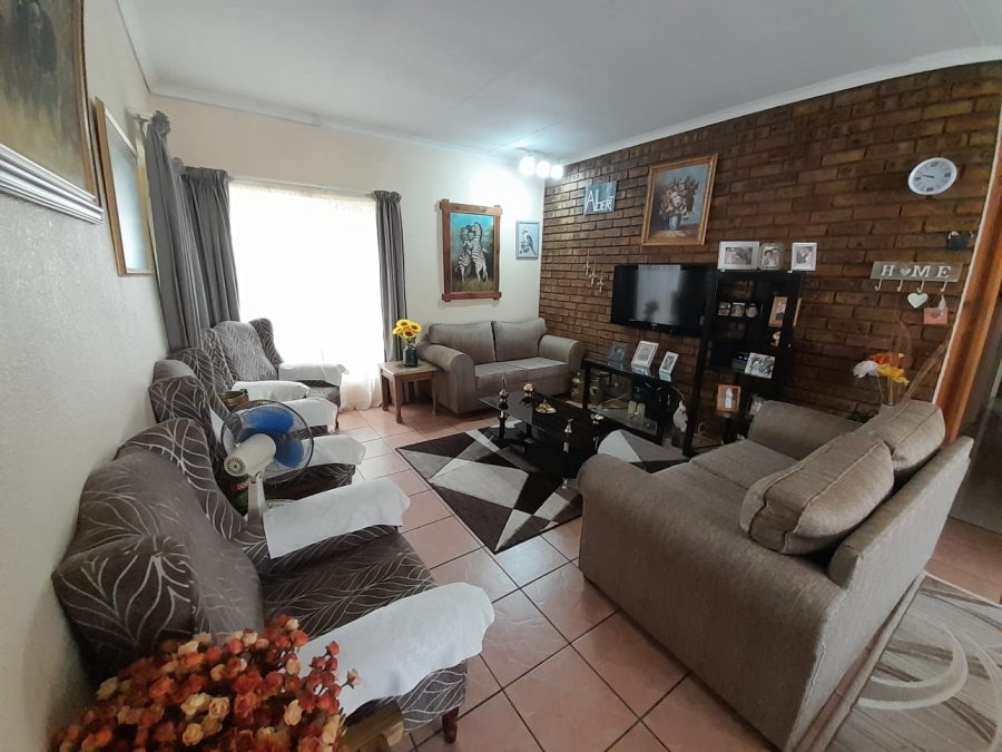 3 Bedroom Property for Sale in Randlespark North West